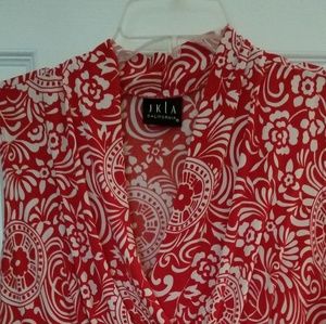 Red and White Scoop Neck Shirt Size Large